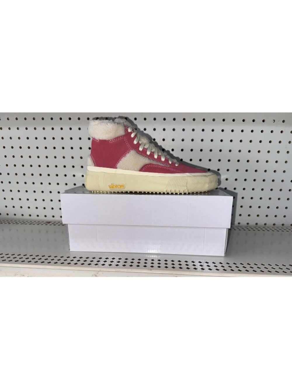 Brandblack Los Angeles Capo Womens Faux Shearling Casual Sneakers Size 8 Red